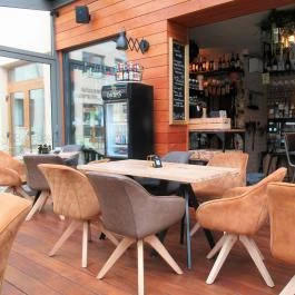 Dabas Deli Bistro Dabas - Belső