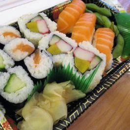 Daily Asian Food Sushi Bar & Restaurant Budapest - Étel/ital