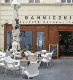 Damniczki Cukrászda