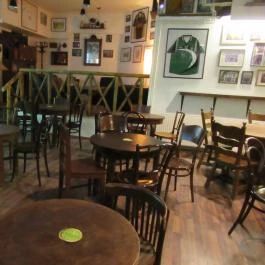 Davy Byrne's Irish Pub Budapest - Belső