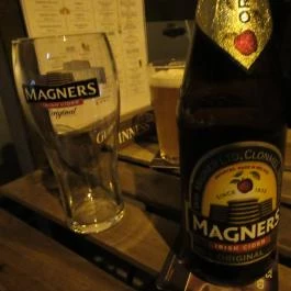 Davy Byrne's Irish Pub Budapest - Étel/ital