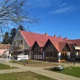 Deák Étterem Kehidakustány - Külső kép