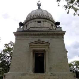 Deák-mauzóleum Budapest - Egyéb