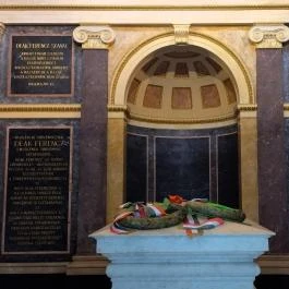 Deák-mauzóleum Budapest - Egyéb