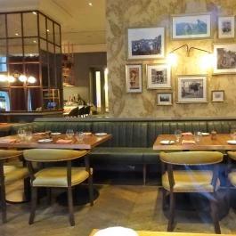 Deák St. Kitchen, Budapest - Belső