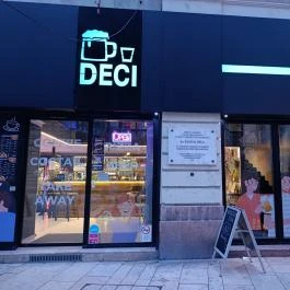Deci Budapest - Külső kép
