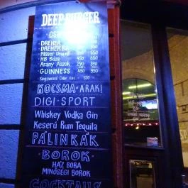 Deep Burger - Oktogon Budapest - Külső kép