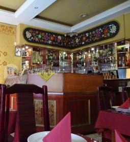 Delhi Darbar Indiai Étterem