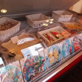 Déli Cukrászda & Fagyizó, Cegléd - Étel/ital