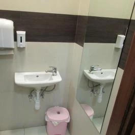 Déli Cukrászda & Fagyizó, Cegléd - Mosdó