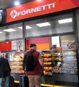 Déli Trió Pizza & Fornetti