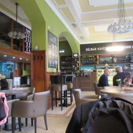 Délibáb Kávézó & Street Food, Cegléd - Belső