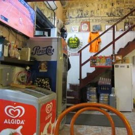 Den Haag Pizzéria, Budapest - Belső