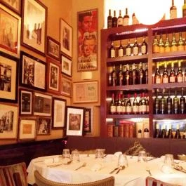 Déryné Bisztró, Budapest - Belső