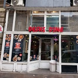 Deshi Dine Taste of Home Budapest - Külső kép