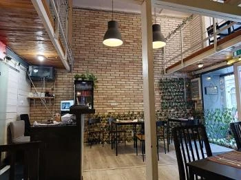 Deshi Dine Taste of Home Budapest