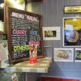 Desi Deera Budapest - Belső