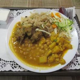 Desi Deera Budapest - Étel/ital