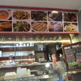 Desi Deera Budapest - Belső