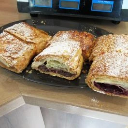 Desszert-Szalon Dabas - Étel/ital