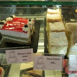 Desszert-Szalon Dabas - Étel/ital