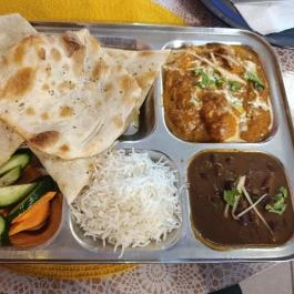 Devbhoomi Indian Restaurant, Budapest - Étel/ital