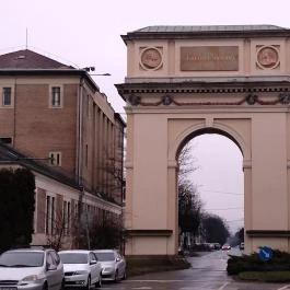 Diadalív Vác - Egyéb