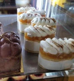 Dinasztia Cukrászda