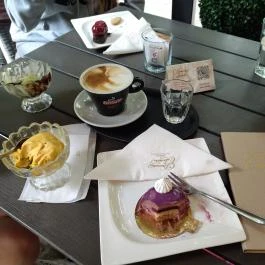 Dinasztia Cukrászda, Siófok - Étel/ital