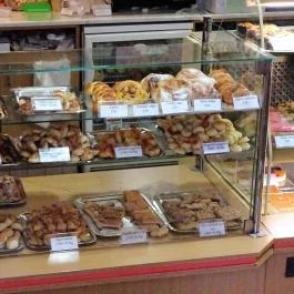 Dini Cukrászda Budapest - Étel/ital