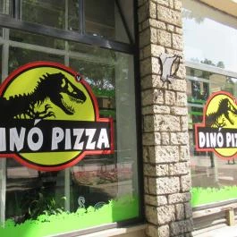 Dinó Pizza Sátoraljaújhely - Külső kép