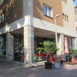 Dinó Pizza Sátoraljaújhely - Külső kép