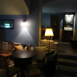 Diófa Pinyó Bar Budapest - Belső