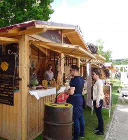 Divin Porcello - A Sonka Bár