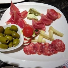 DiVino - Gozsdu Udvar Budapest - Étel/ital