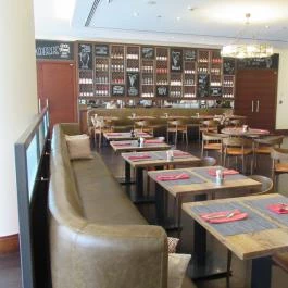 DNB Budapest, Budapest - Belső