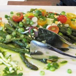 DNB Budapest, Budapest - Étel/ital