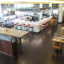 DNB Budapest, Budapest - Belső