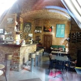 Doblo Wine & Bar, Budapest - Belső