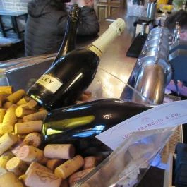 Doblo Wine & Bar, Budapest - Étel/ital