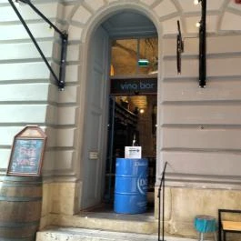 DOC Vino Bar Budapest - Külső kép