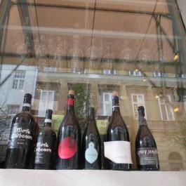 DOC Vino Bar Budapest - Külső kép