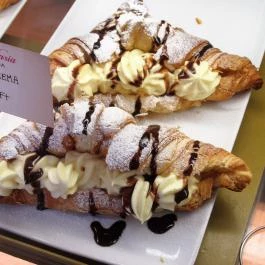 Dolce Fantasia Gelateria Italiana - Árbóc utca Budapest - Étel/ital