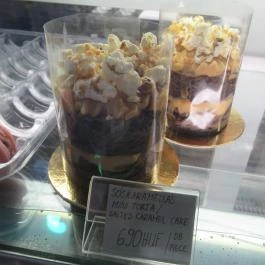 Domi's Bake Shop Budapest - Étel/ital