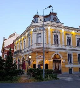 Dömötöri Cukrászda & Kávézó