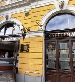 Dömötöri Cukrászda & Kávézó