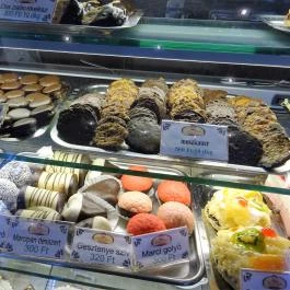 Don Bosco Családi Fagyizó & Cukrászda - Bécs út Budapest - Étel/ital