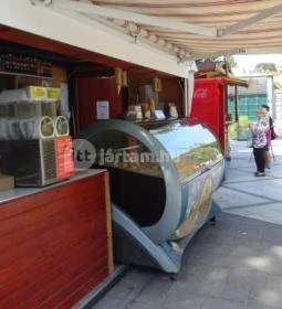 Don Bosco Családi Fagyizó & Cukrászda - Budaörsi út