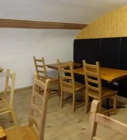 Don Doko Don Japán Bistro