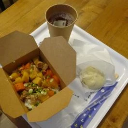 Don Doko Don Japán Bistro Budapest - Étel/ital